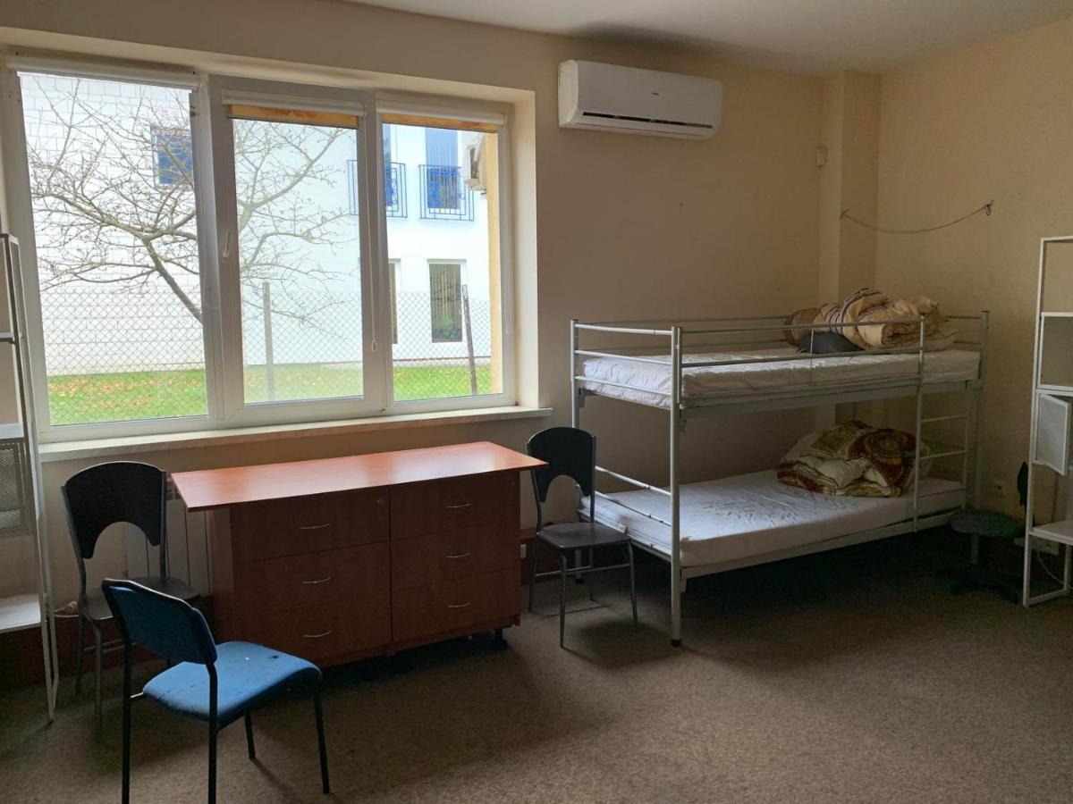 Amidi Hostel Piaseczno Piaseczno  Buitenkant foto